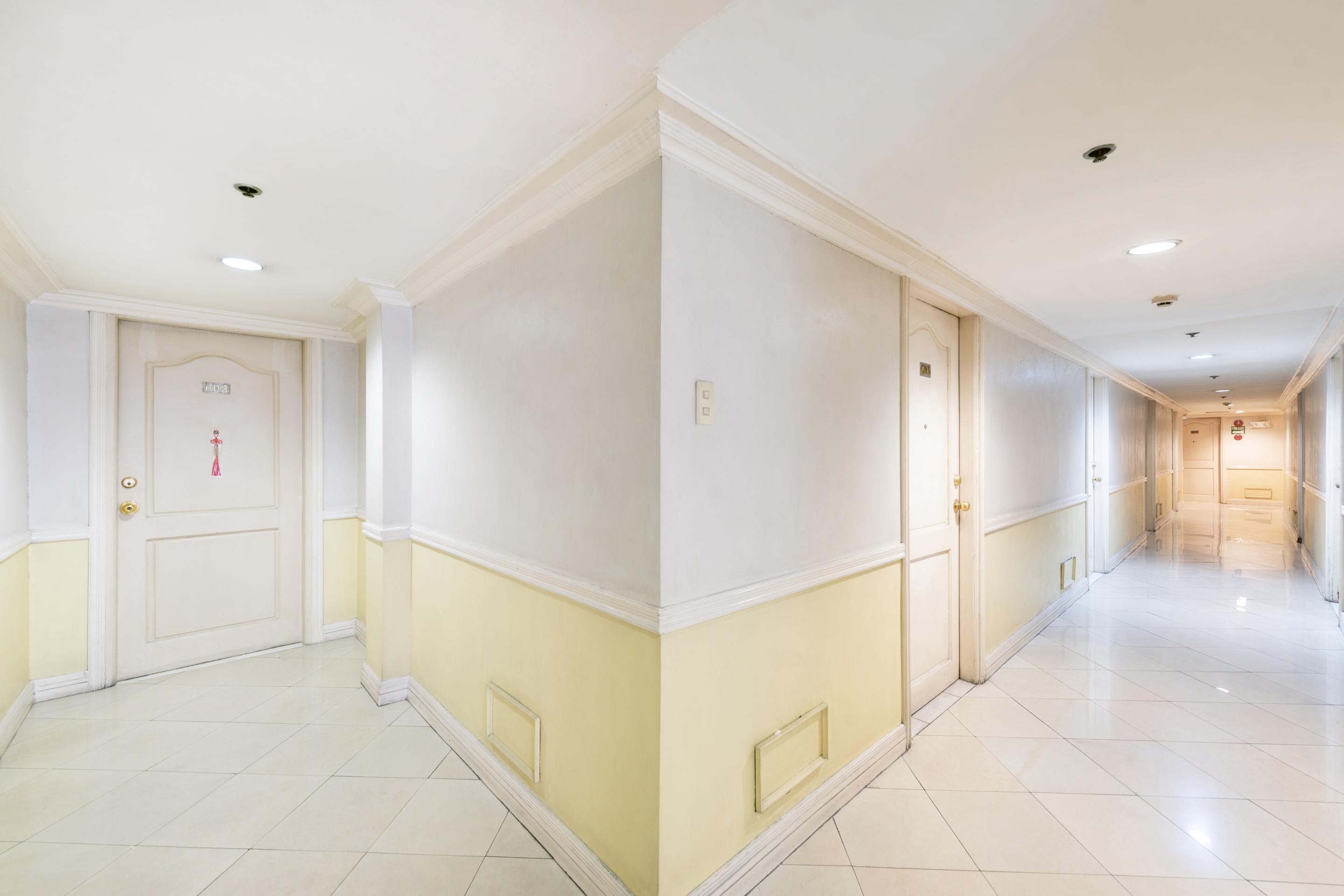 Oyo 115 Northridge Mansions Hotel Quezon City Buitenkant foto